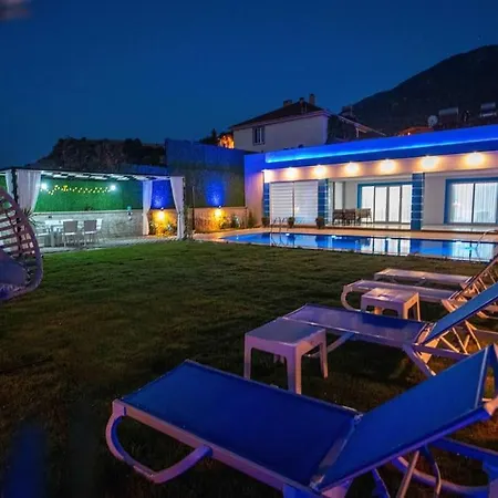 Star Blue Villa