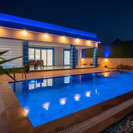 Star Blue Villa